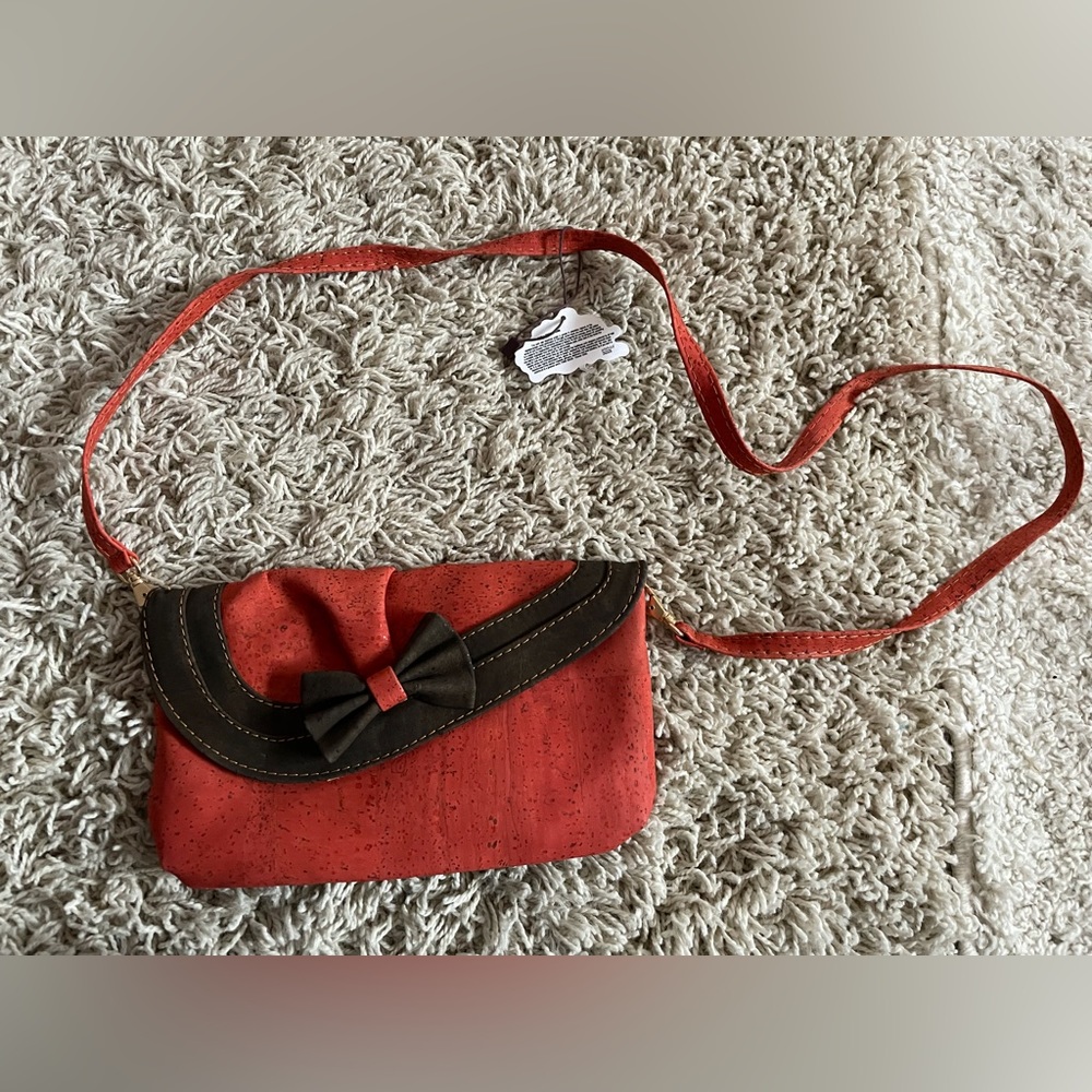 Artelusa Coral and Brown Y2K Cork Purse NWT